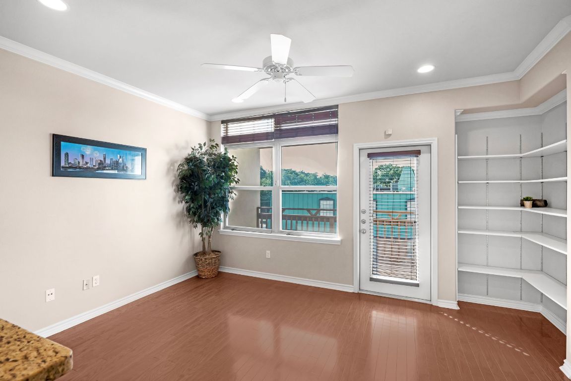 305 East 31st Street, Unit 6 Austin, TX 78705 - Photo 14 of 26 a view of an empty room with a window