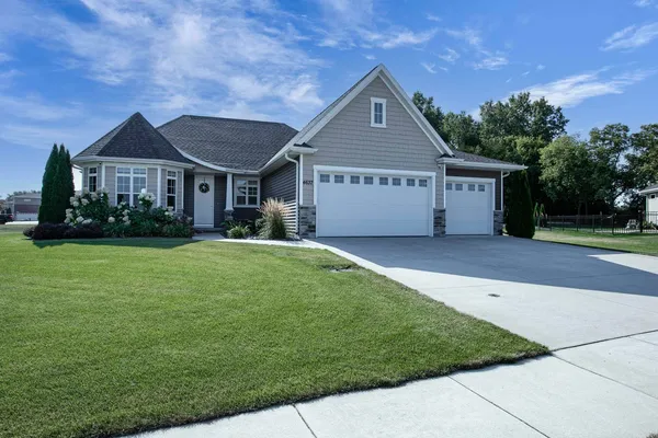 $649,900 | 4637 Trellis Drive, De Pere, WI 54115