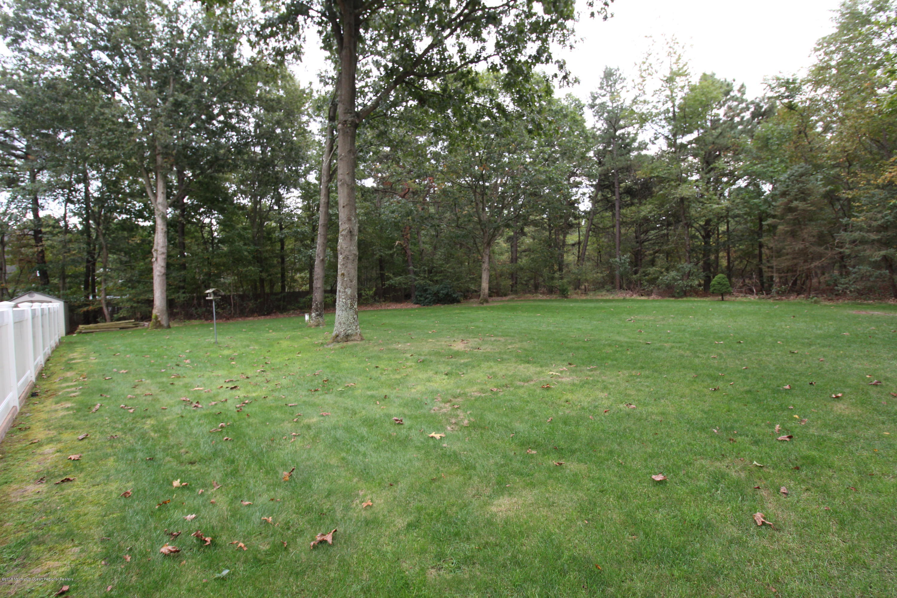 111 Richter Road Jackson, NJ 08527 - Photo 7 of 38 IMG_0044