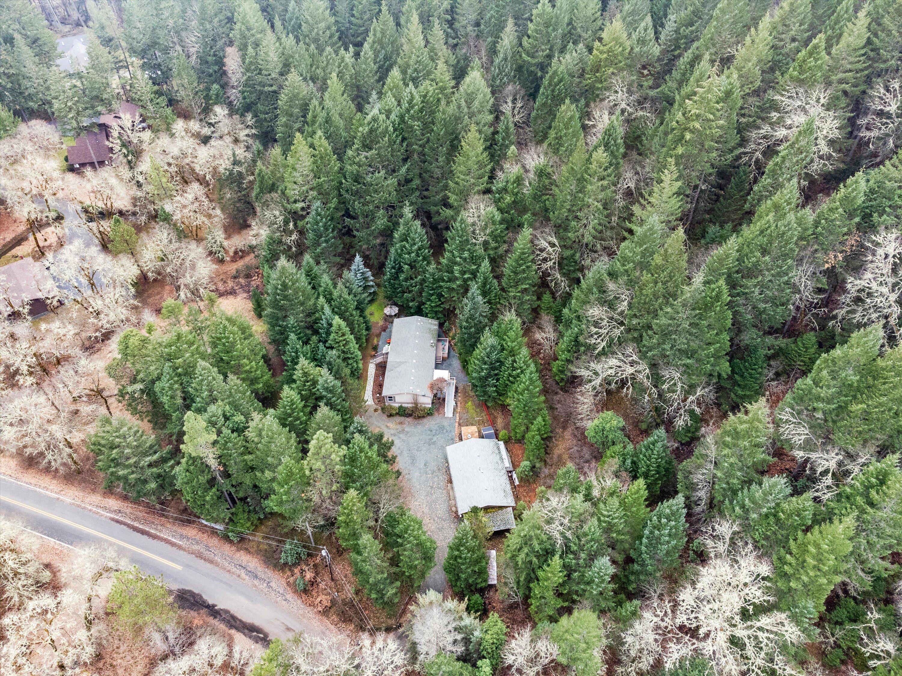 535 Round Prairie Road Wilderville, OR 97543 - Photo 23 of 31 31-(v2) 535 Round Prairie Rd-31