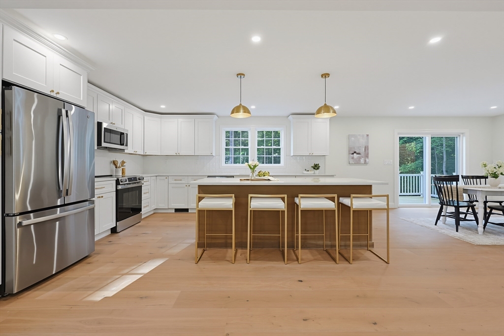 27 Woodside Road Spencer, MA 01562 - Photo 9 of 42
