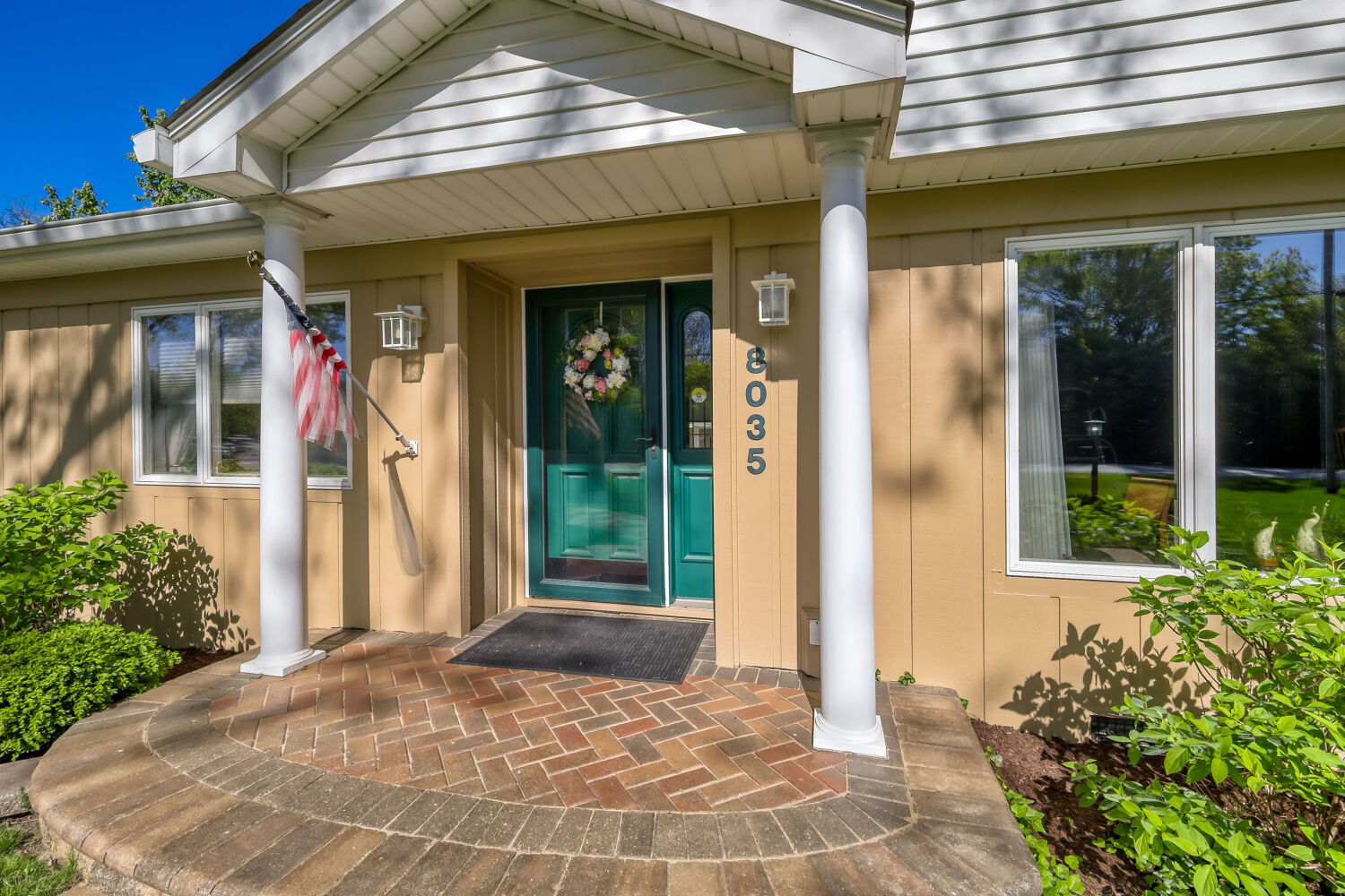 8035 Wolf Road La Grange, IL 60525 - Photo 16 of 38