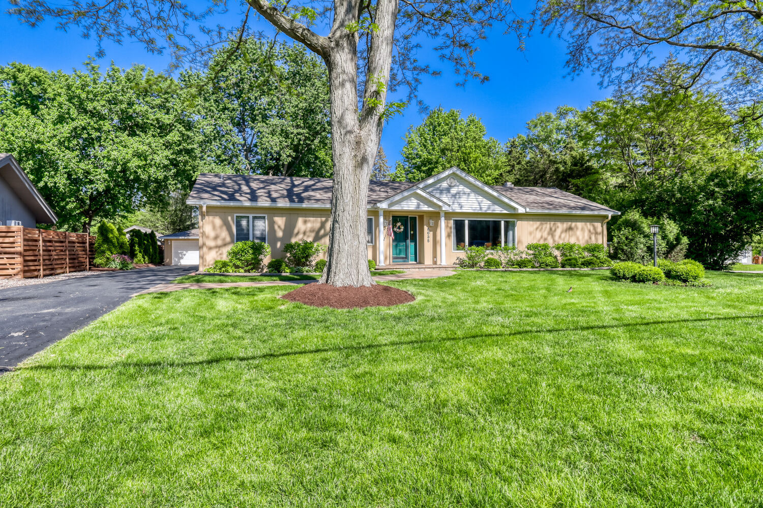 8035 Wolf Road La Grange, IL 60525 - Photo 37 of 38