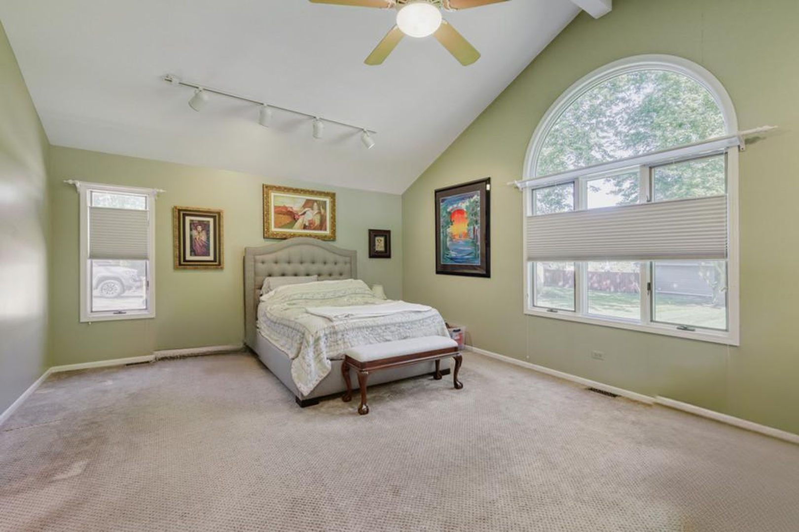 8035 Wolf Road La Grange, IL 60525 - Photo 9 of 38