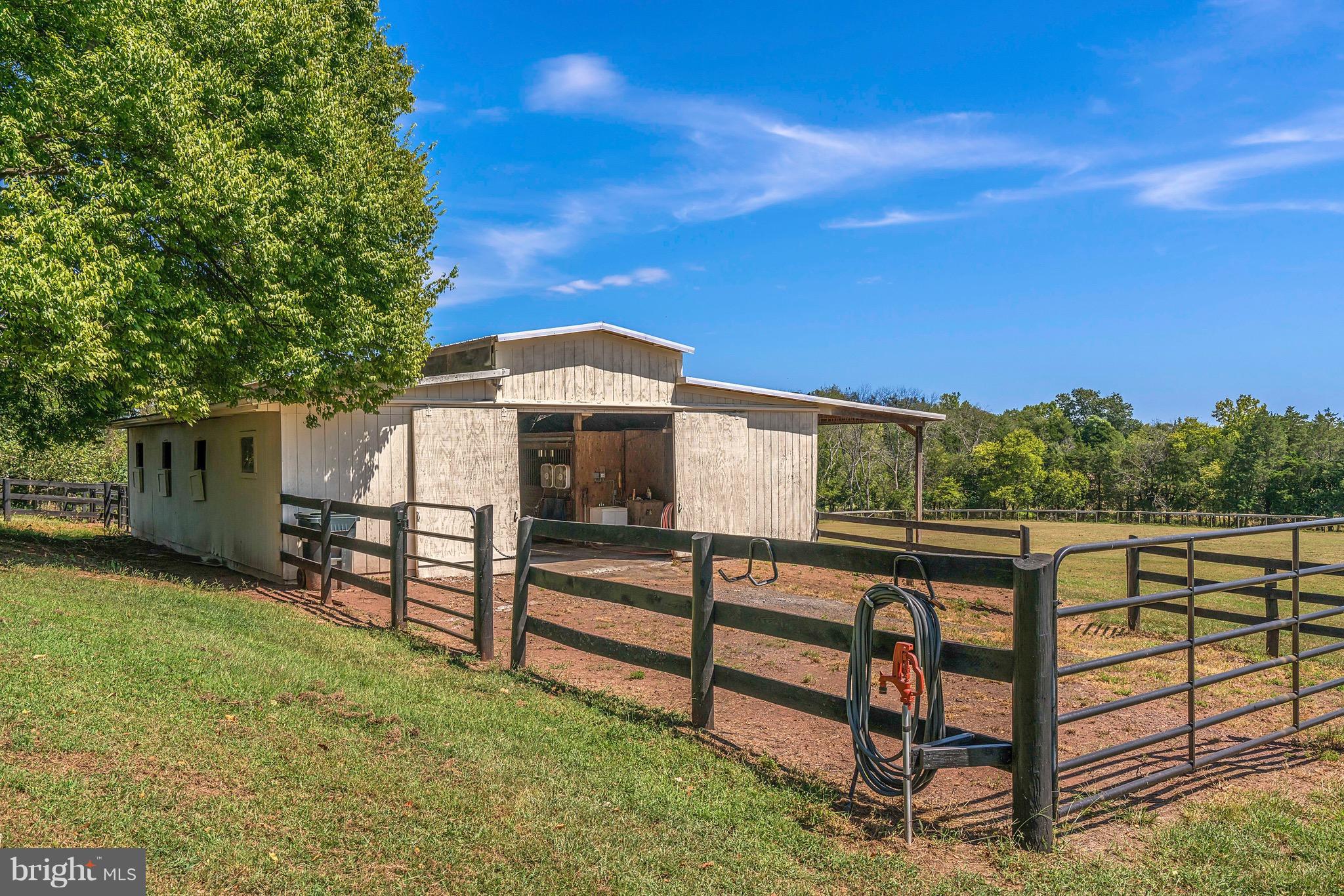 10491 Peters Run Road Catlett, VA 20119 - Photo 7 of 25 Exterior (Rear)