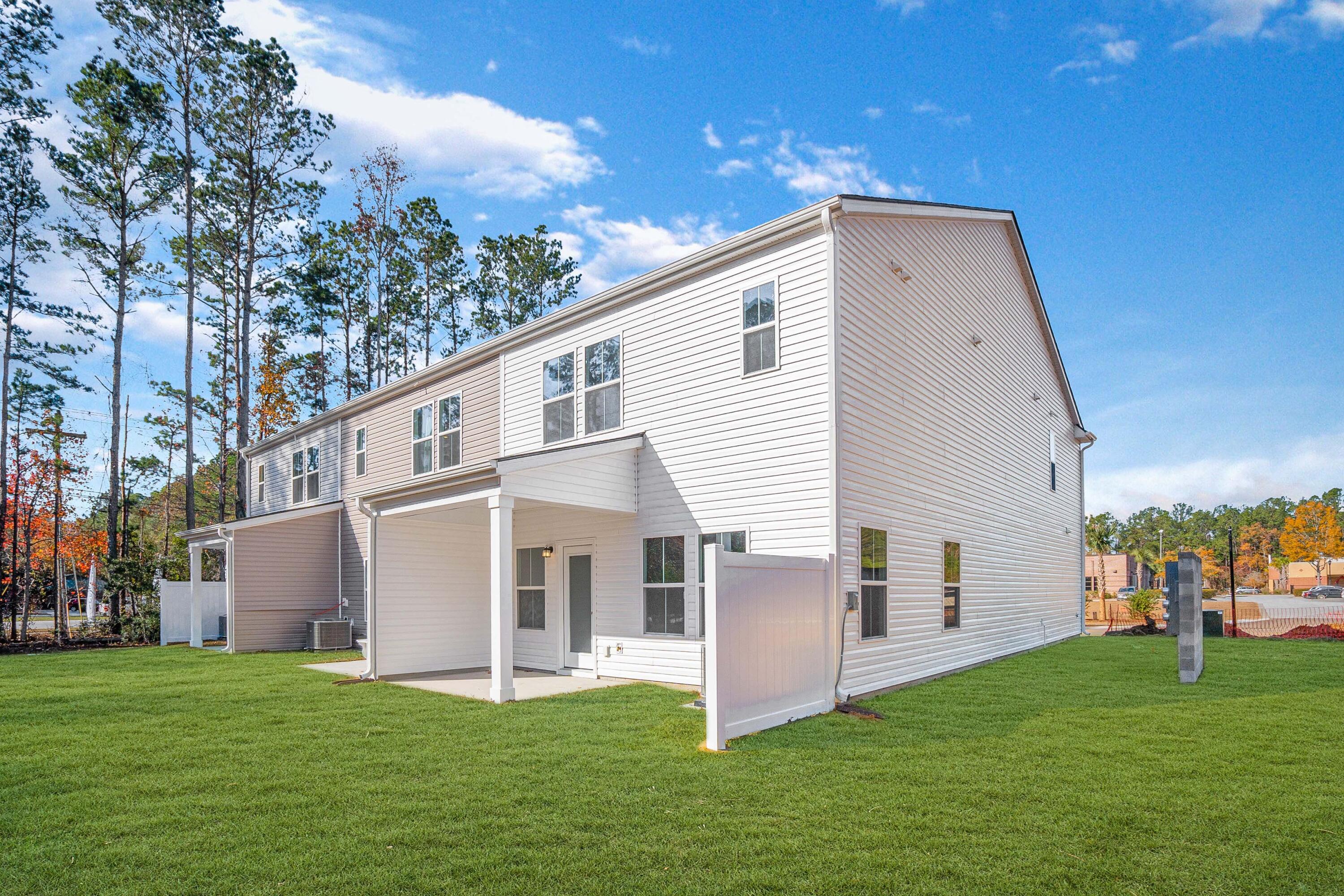 5581 Ruby Falls Road North Charleston, SC 29420 - Photo 2 of 33 5512RubyFallsDr-KeenEyeMarketing-057