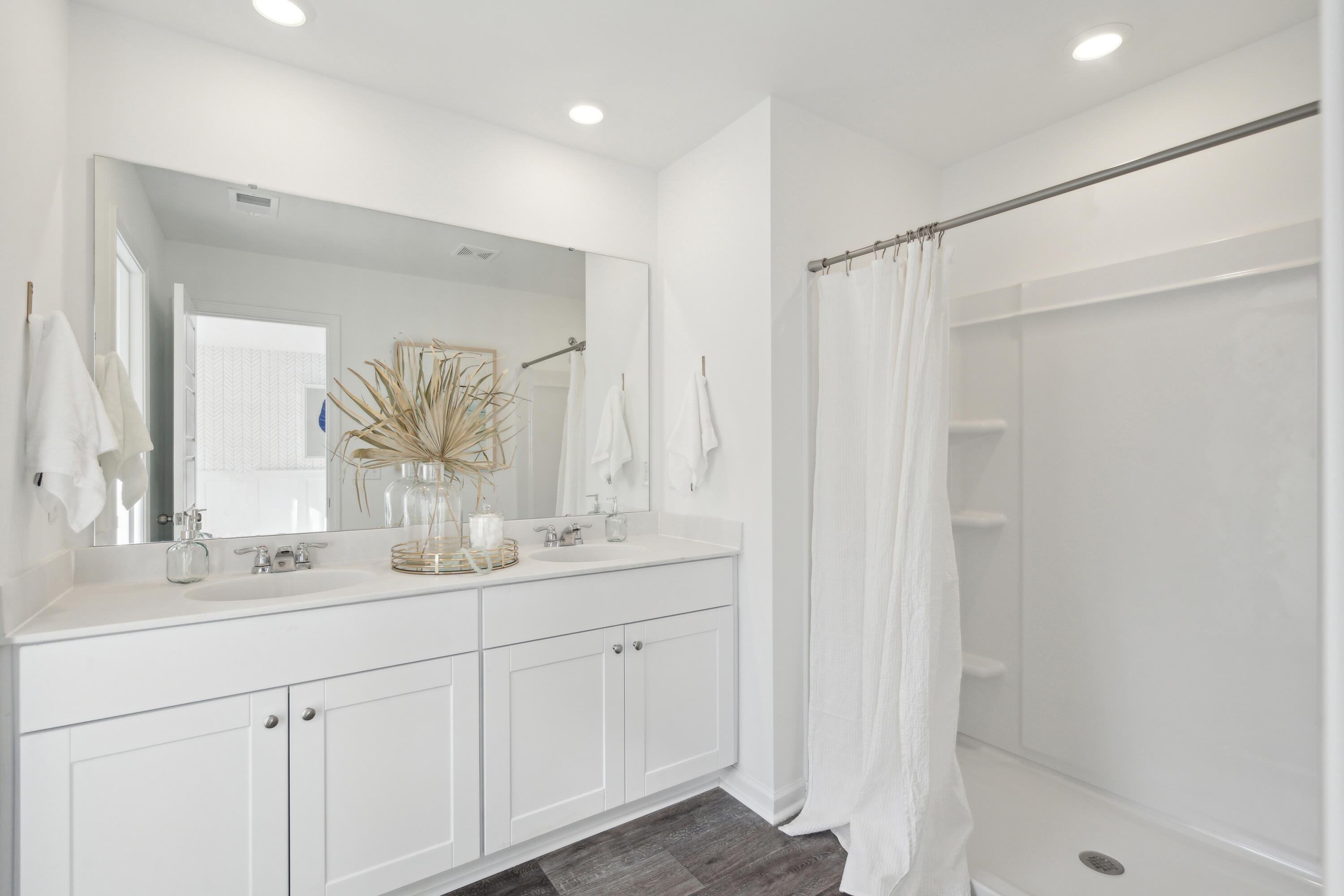 5581 Ruby Falls Road North Charleston, SC 29420 - Photo 22 of 33 5512RubyFallsDr-KeenEyeMarketing-035