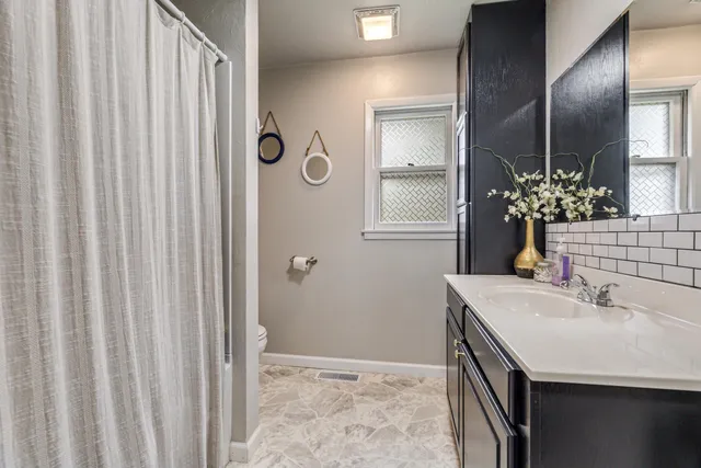 $269,900 | 25290 Foothill Avenue, La Grange, WI 54660