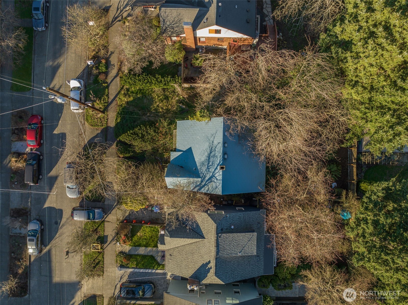 7332 9th Avenue Northwest Seattle, WA 98117 - Photo 5 of 11
