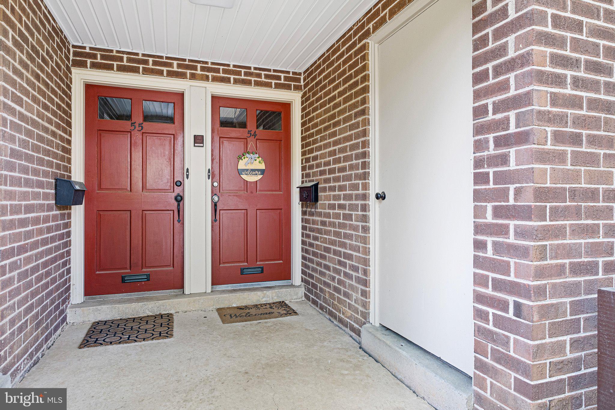 54 Old Forge Crossing Devon, PA 19333 - Photo 2 of 25