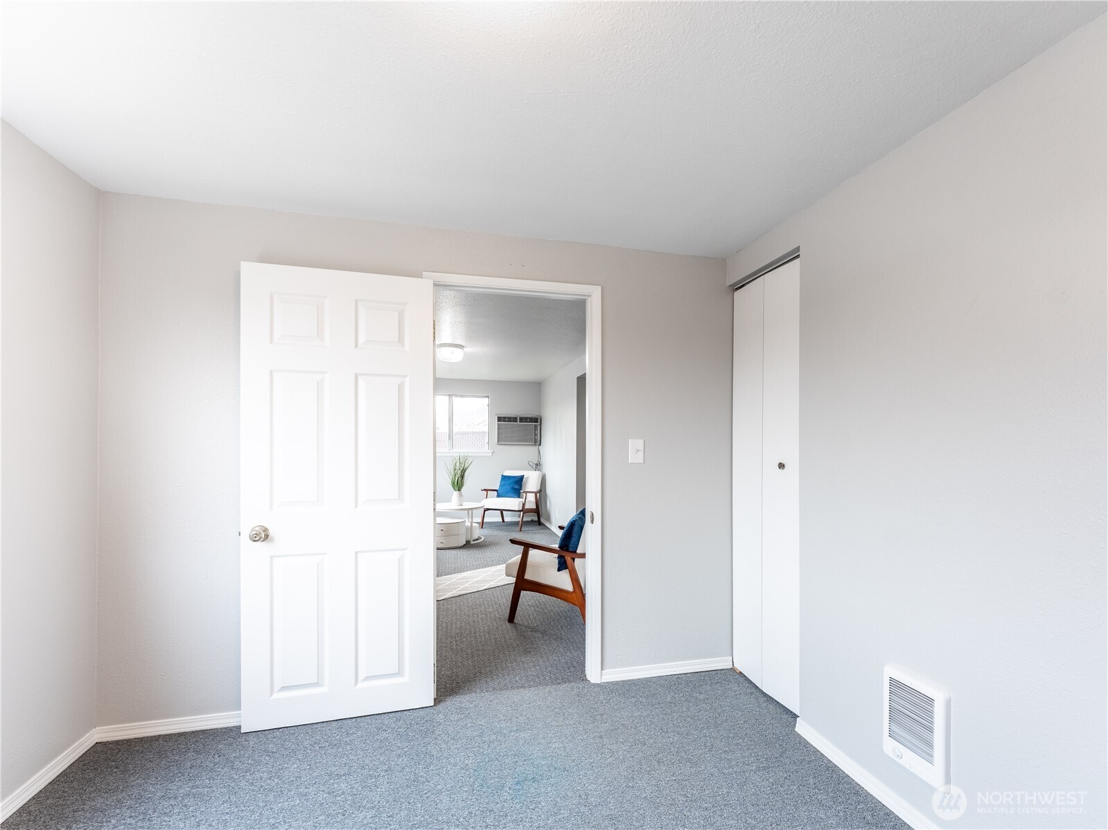 616 South Chelan Avenue Wenatchee, WA 98801 - Photo 24 of 35