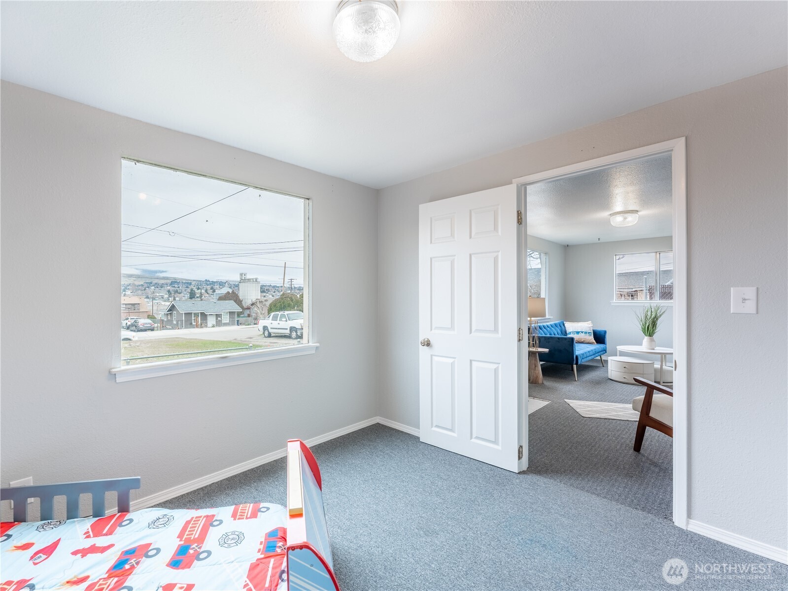 616 South Chelan Avenue Wenatchee, WA 98801 - Photo 25 of 35