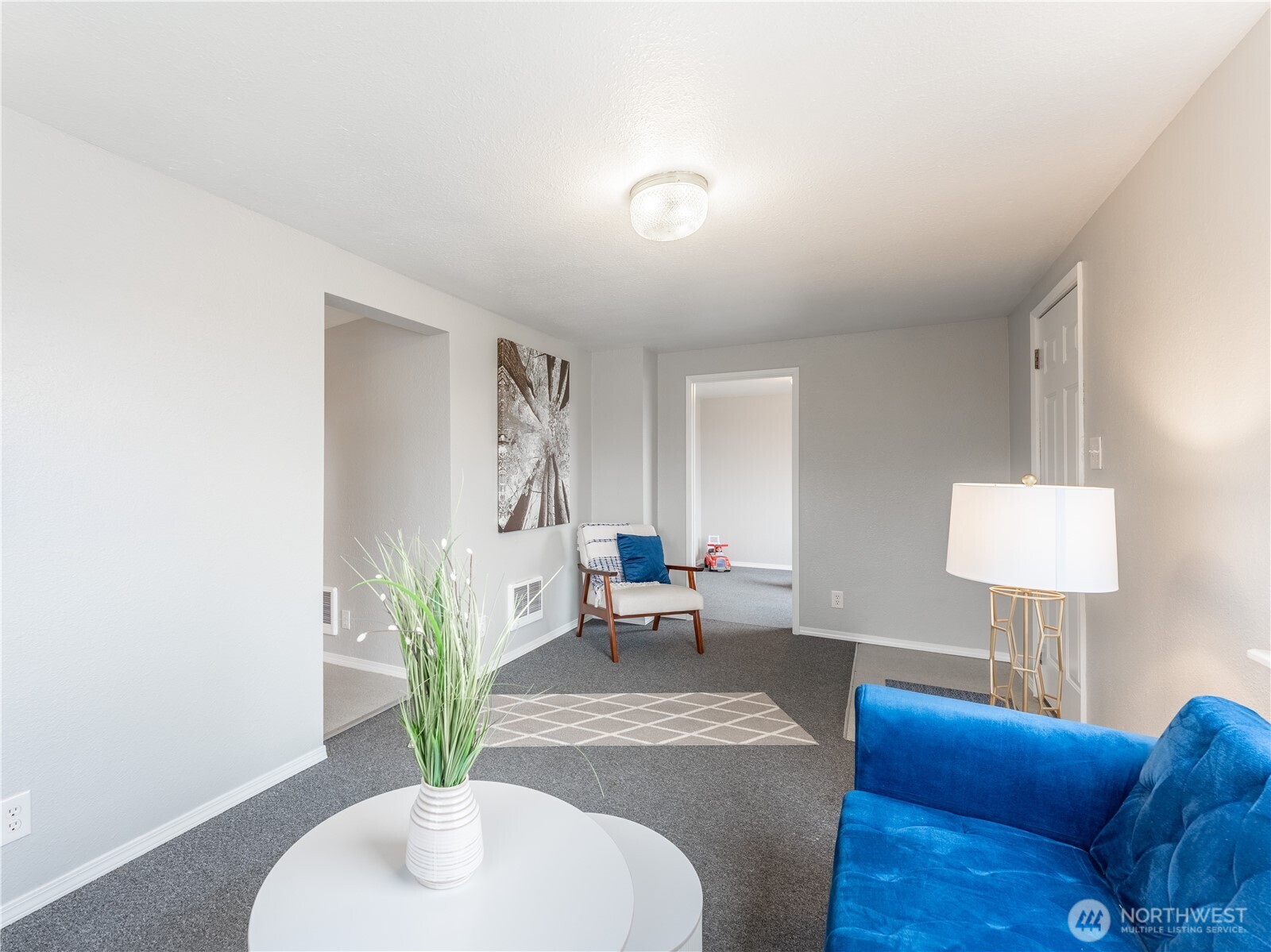 616 South Chelan Avenue Wenatchee, WA 98801 - Photo 5 of 35