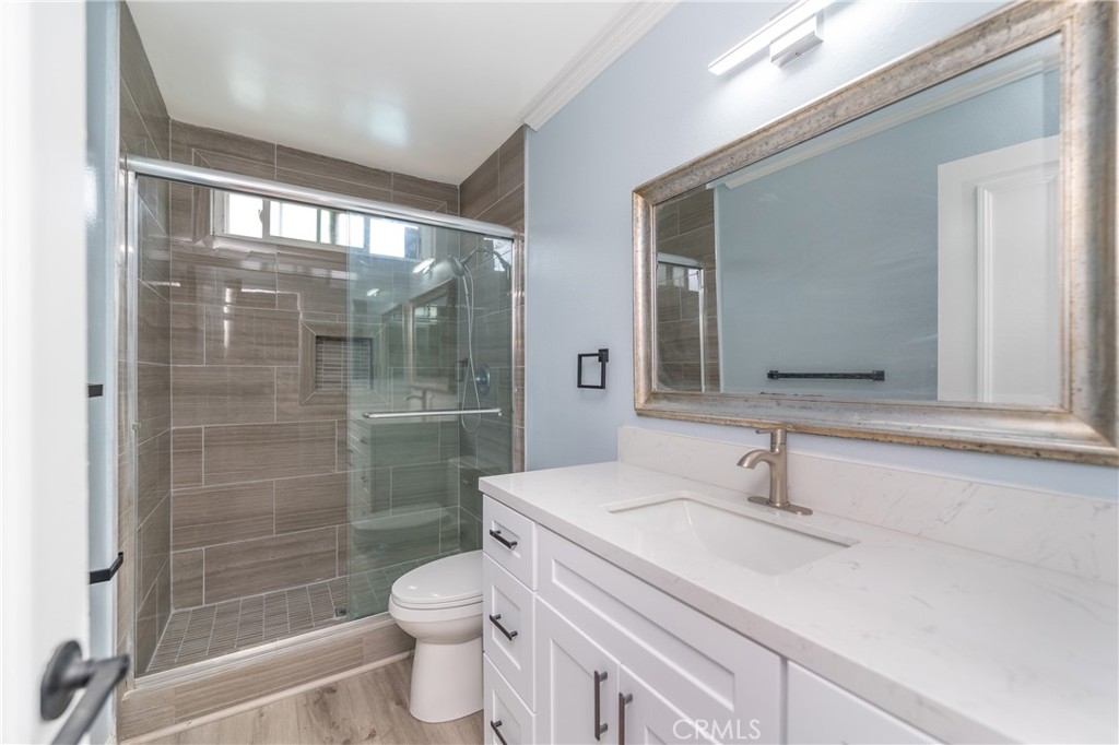 31 Carson Irvine, CA 92620 - Photo 19 of 50 a bathroom with a sink toilet and shower