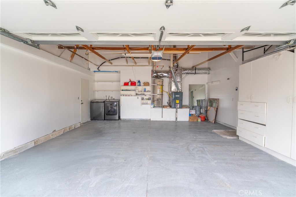 31 Carson Irvine, CA 92620 - Photo 41 of 50 a view of storage and utility room