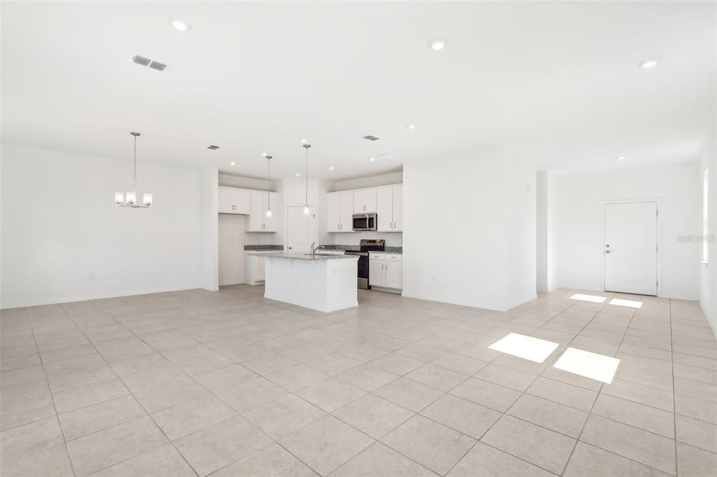 877 Castleford Avenue Northeast Palm Bay, FL 32905 - Photo 8 of 33