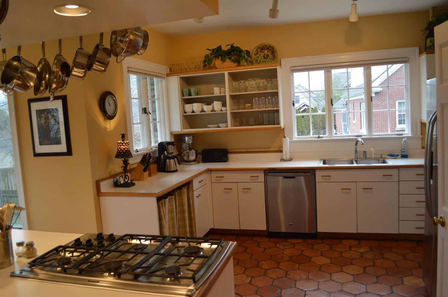 1398 Cochran Road Lexington, KY 40502 - Photo 14 of 44 Photo 14