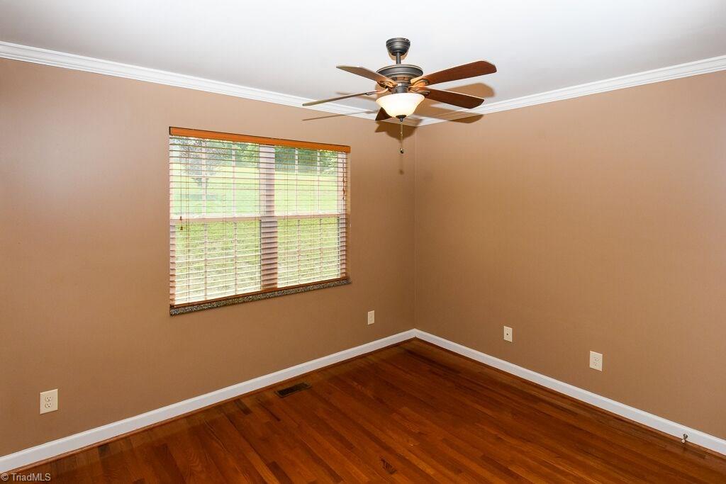 4915 Jackson View Road Winston-Salem, NC 27105 - Photo 18 of 24 Gallery Image 18