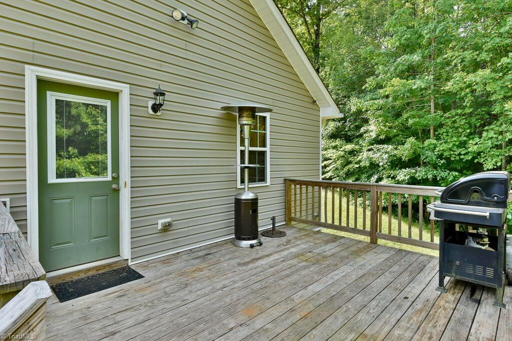 4915 Jackson View Road Winston-Salem, NC 27105 - Photo 22 of 24 Gallery Image 22
