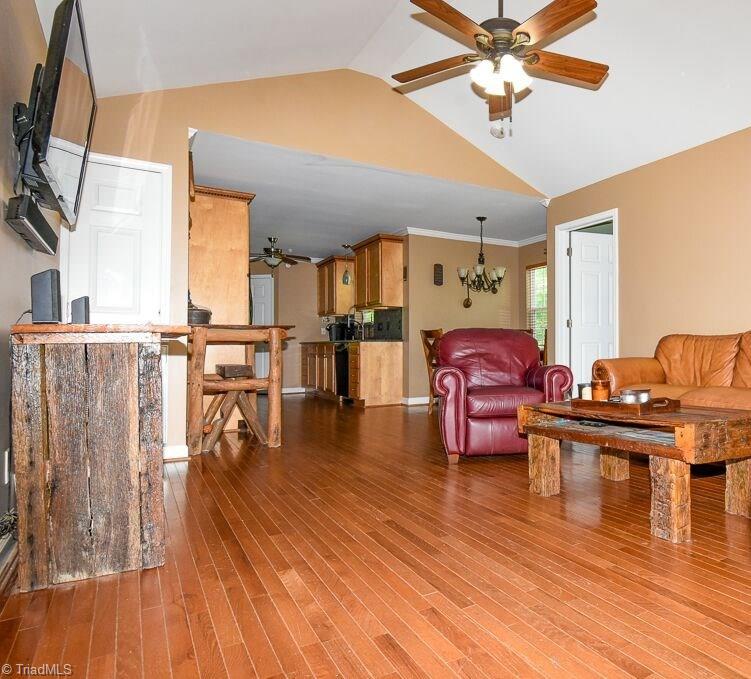4915 Jackson View Road Winston-Salem, NC 27105 - Photo 4 of 24 Gallery Image 4