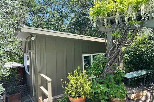 $1,950,000 | 3121 Highway 128, Calistoga, CA 94515