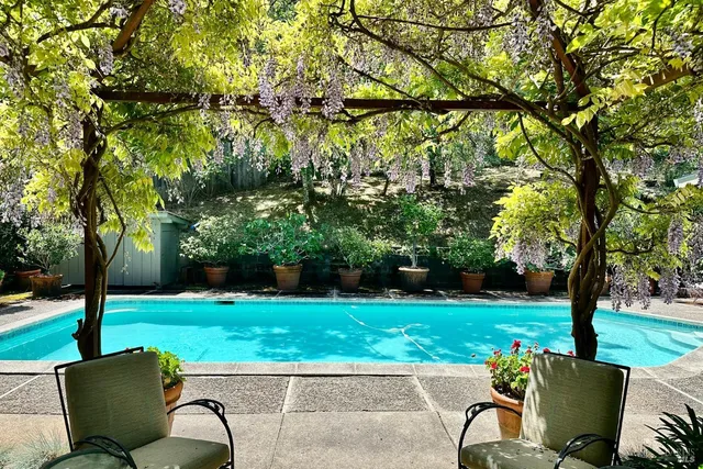 $1,950,000 | 3121 Highway 128, Calistoga, CA 94515