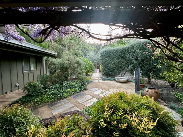 $1,950,000 | 3121 Highway 128, Calistoga, CA 94515