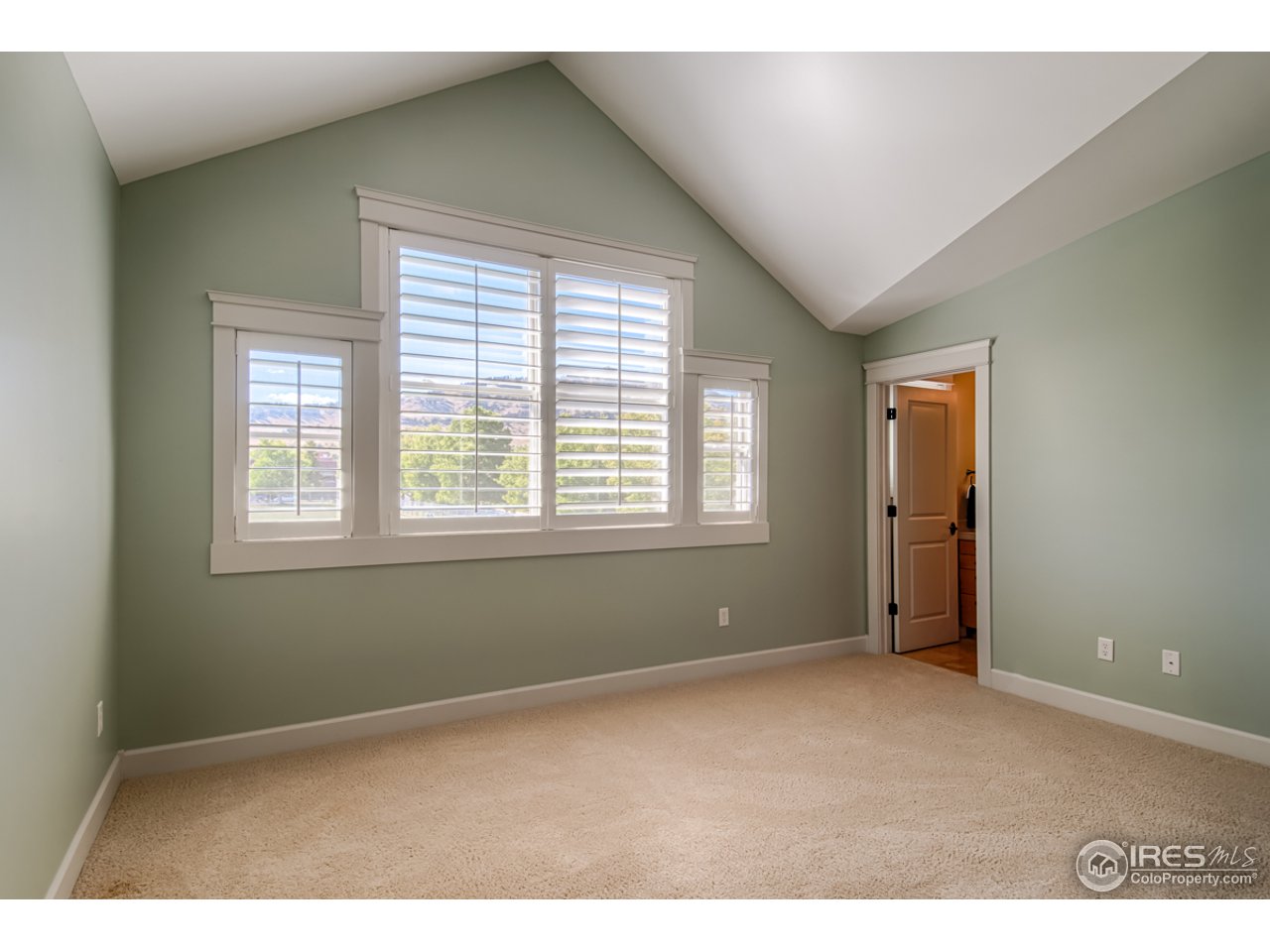 1412 North Street Boulder, CO 80304 - Photo 25 of 39 a room that has a window in it