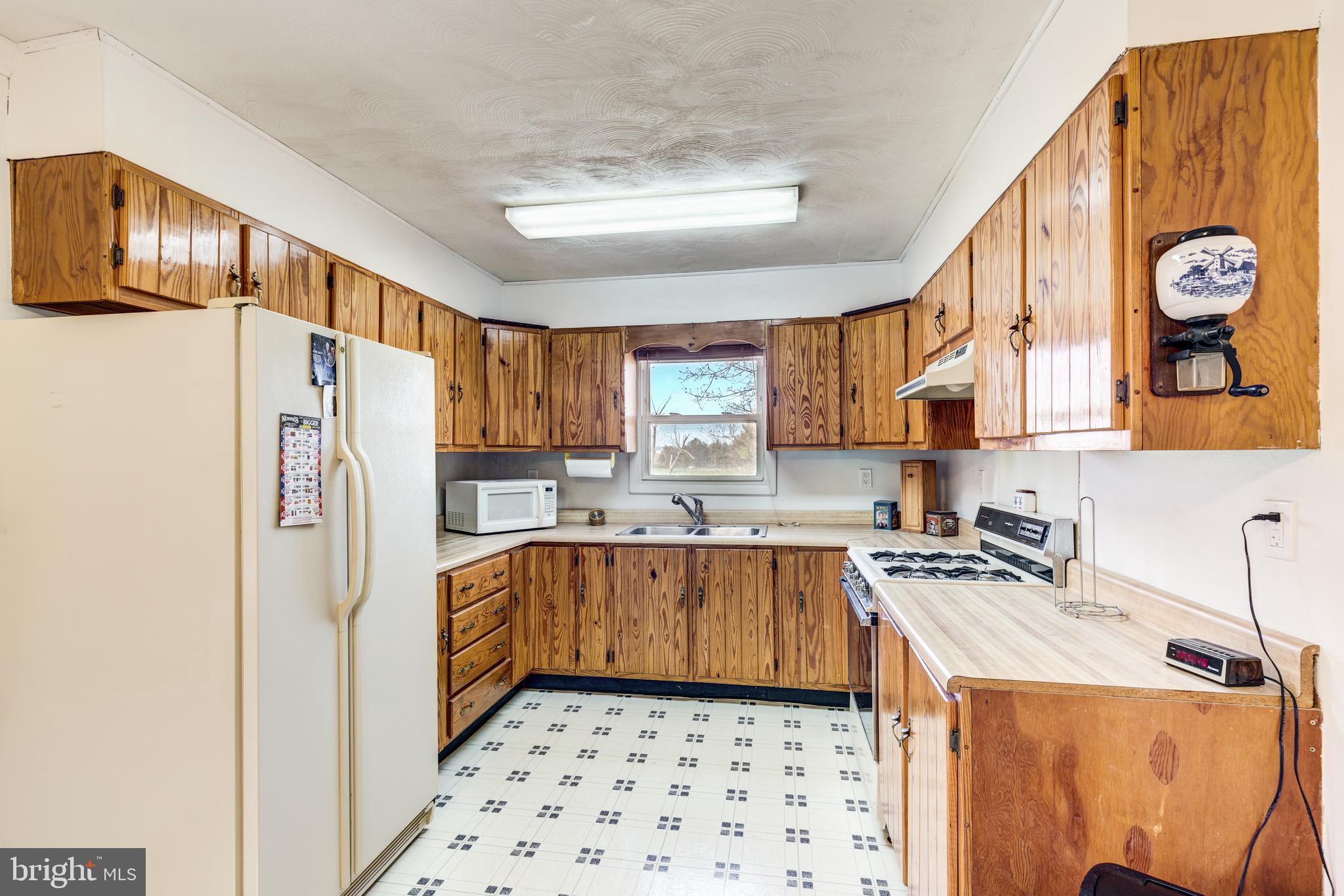 305 Ulricktown Road Littlestown, PA 17340 - Photo 12 of 51