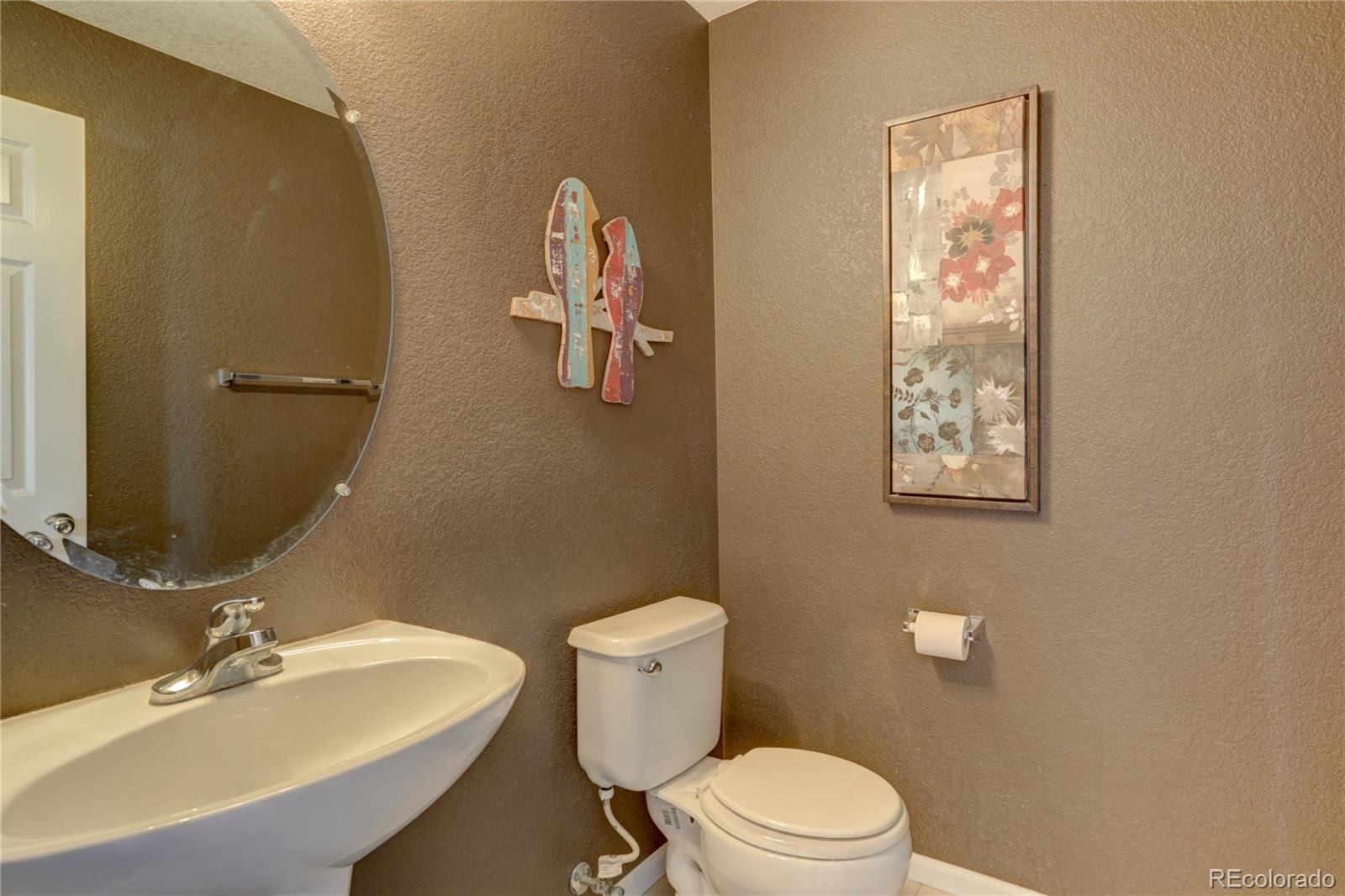 5512 Fullerton Circle Highlands Ranch, CO 80130 - Photo 12 of 30 Gallery Image 12