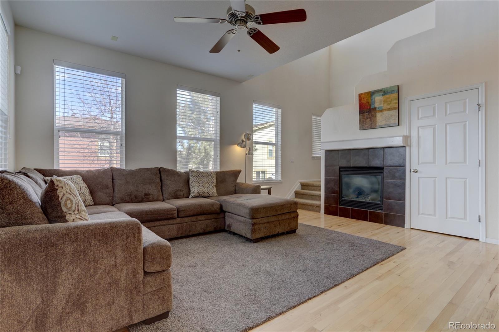 5512 Fullerton Circle Highlands Ranch, CO 80130 - Photo 9 of 30 Gallery Image 9