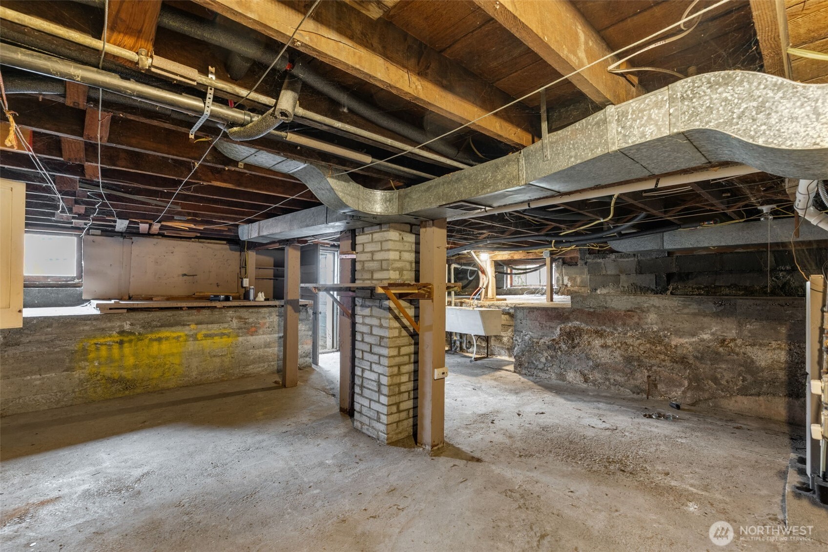 5812 46th Avenue South Seattle, WA 98118 - Photo 33 of 40 a view of storage and utility room