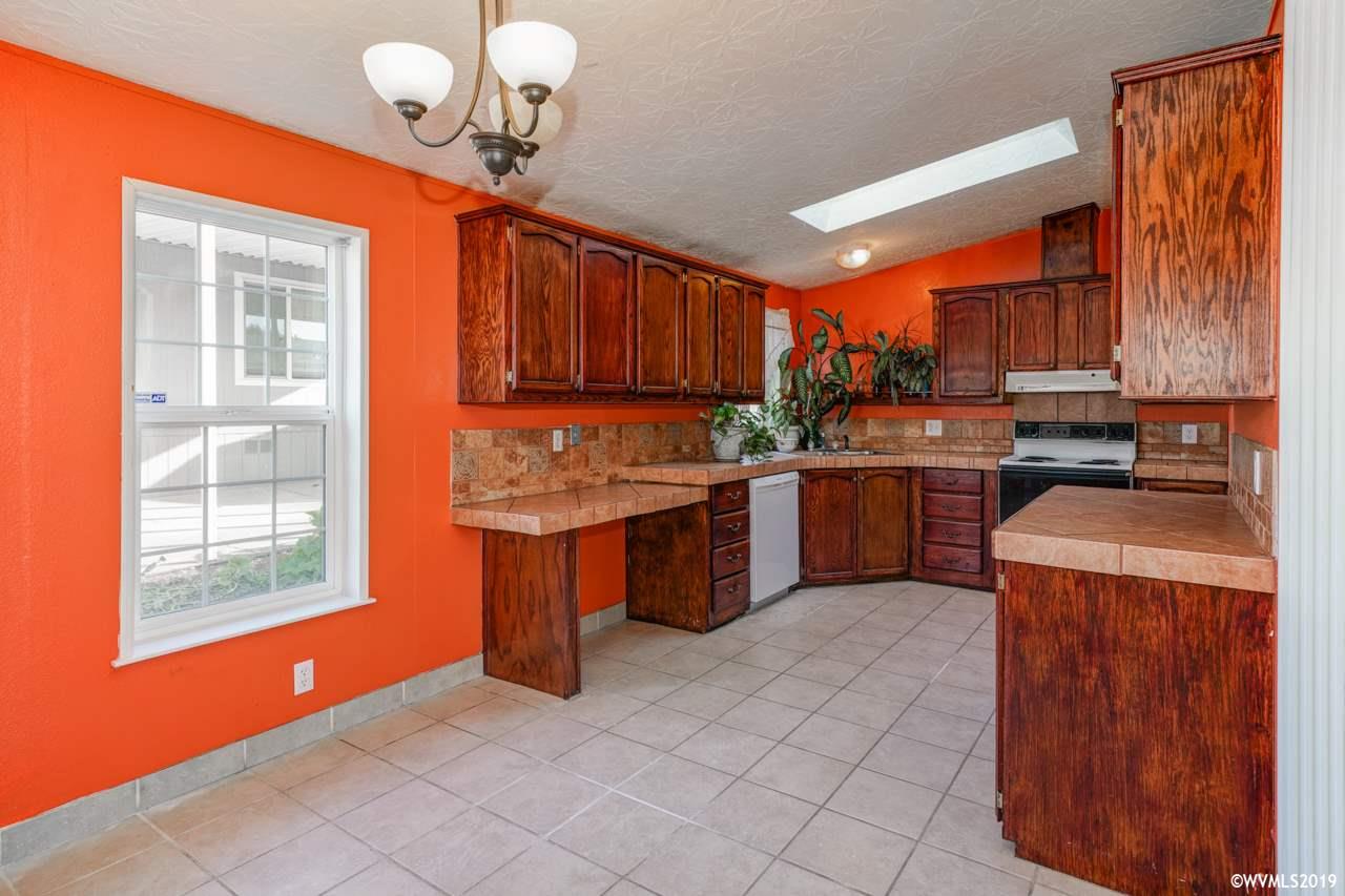 2000 Robins Lane Southeast, Unit 18 Salem, OR 97306 - Photo 6 of 28