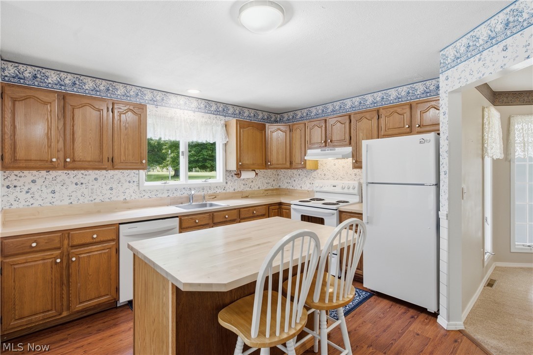 18330 Shaw Road Chagrin Falls, OH 44023 - Photo 13 of 35