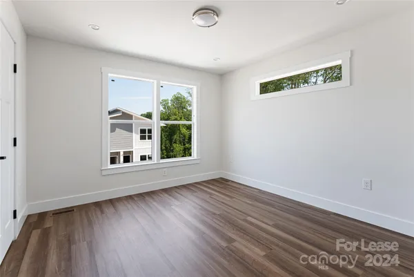 $2,250 | 247 Cherrywood Way, Asheville, NC 28806