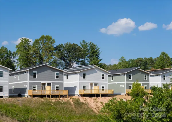 $2,250 | 247 Cherrywood Way, Asheville, NC 28806