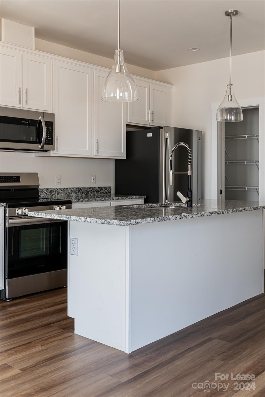 247 Cherrywood Way Asheville, NC 28806 - Photo 6 of 18