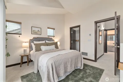 $849,950 | 2516 Yale Avenue East, Unit C, Seattle, WA 98102