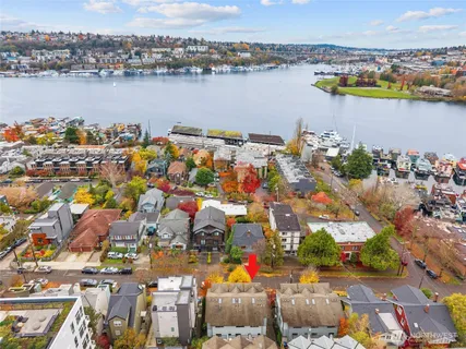 $849,950 | 2516 Yale Avenue East, Unit C, Seattle, WA 98102