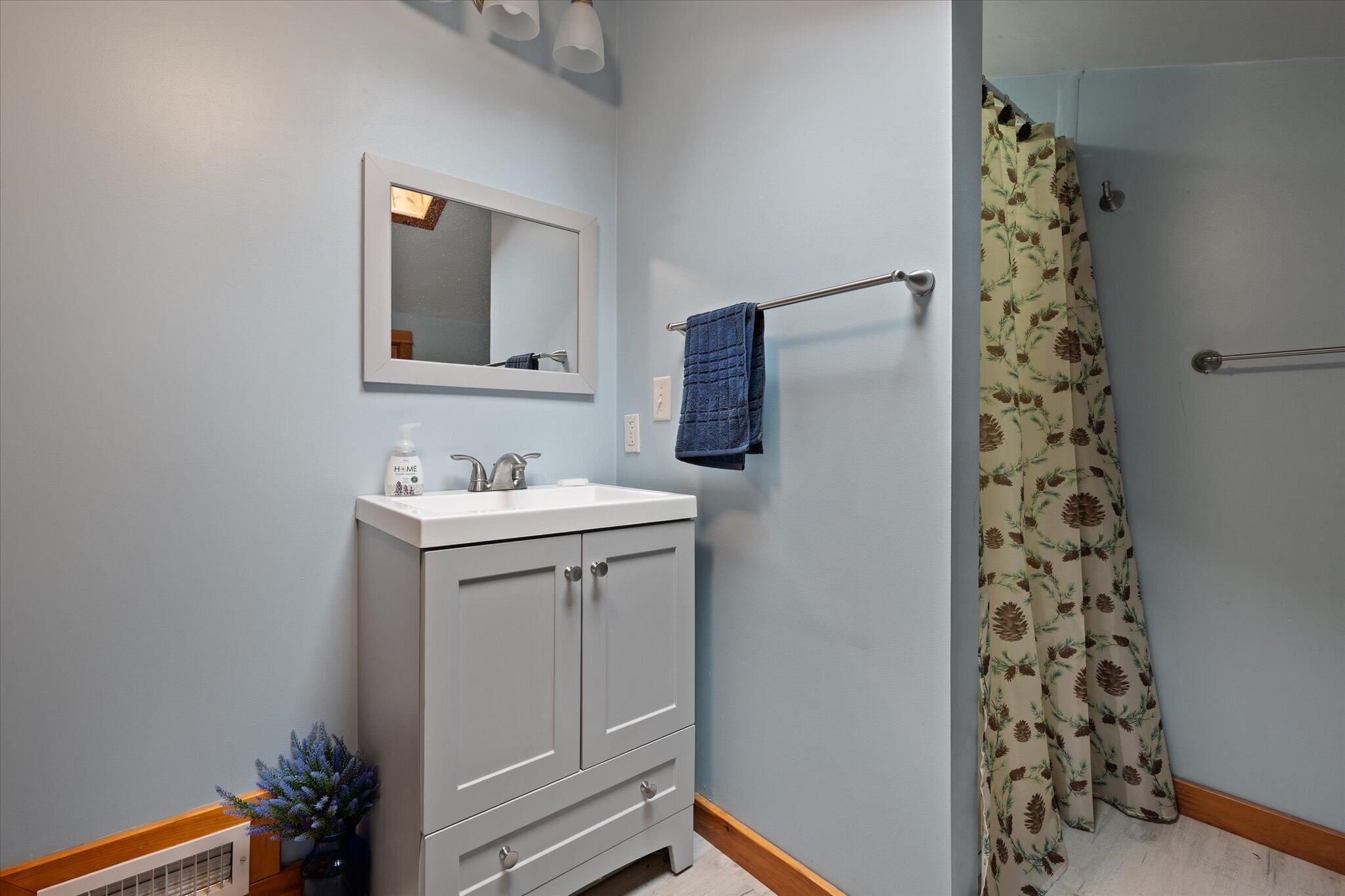 269 Phillips Way Ellsworth, ME 04605 - Photo 24 of 54 28-Bathroom 2