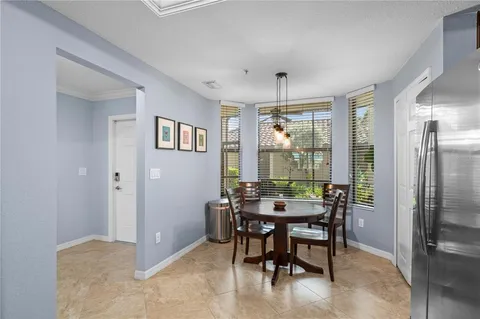 $405,000 | 5517 Palmer Circle, Unit 106, Bradenton, FL 34211