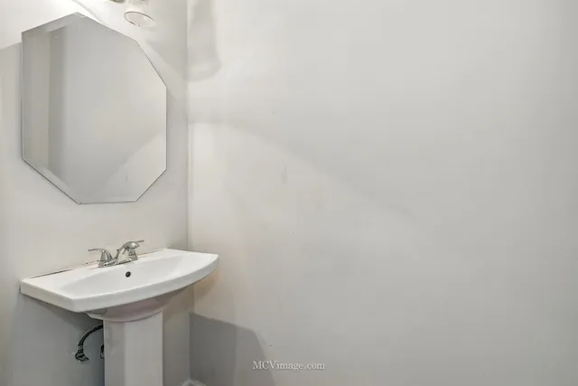 $499,900 | 402 Marshall Ash Street, Bolingbrook, IL 60490