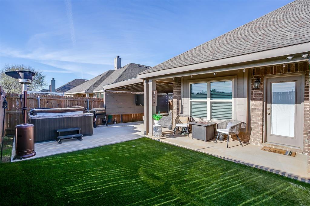 709 Waterford Way Joshua, TX 76058 - Photo 32 of 35