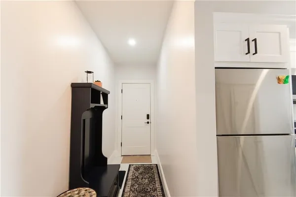 $2,500 | 131 Broadway, Unit 2, Newport, RI 02840