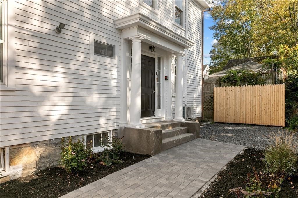 131 Broadway, Unit 2 Newport, RI 02840 - Photo 2 of 19