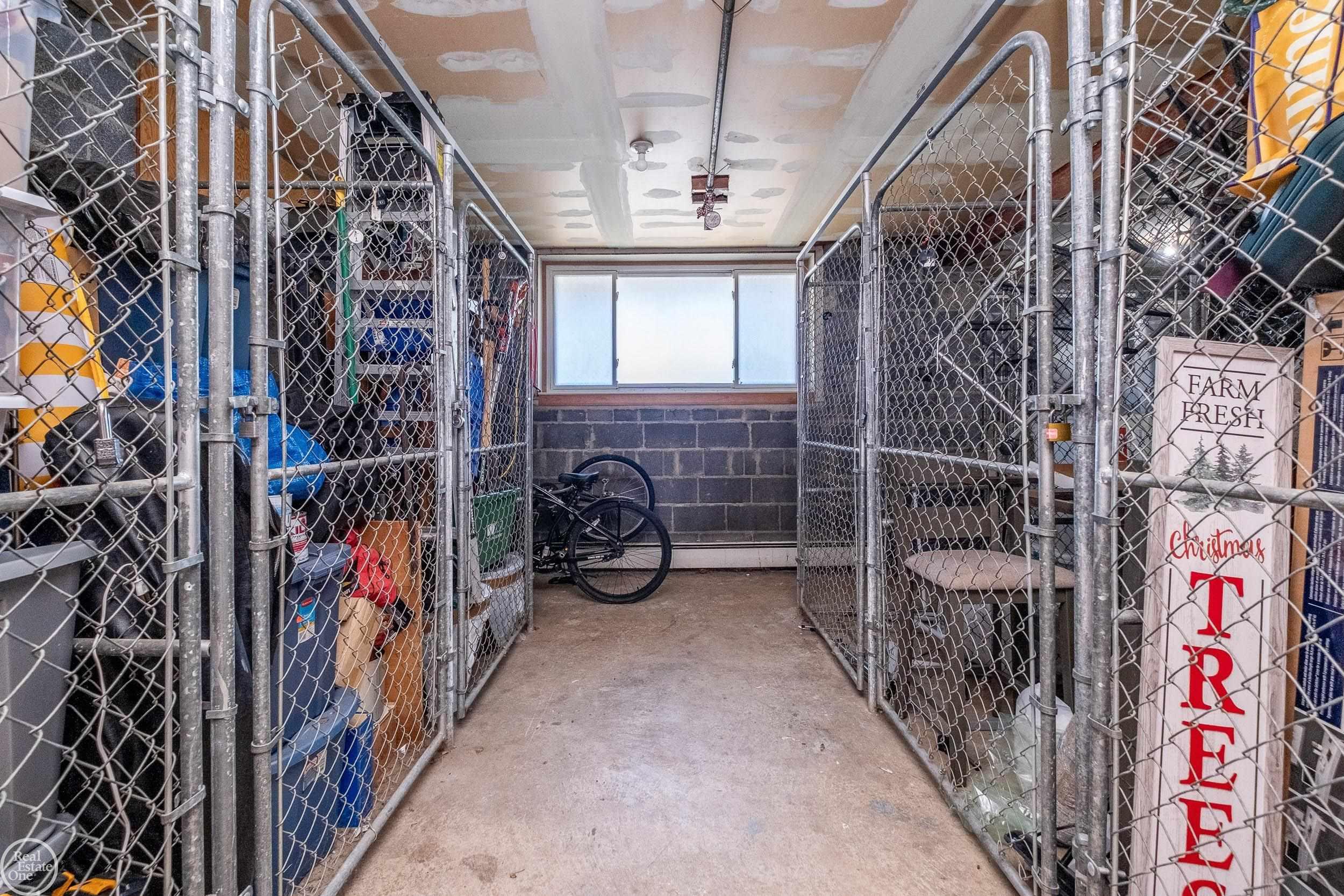 4909 Crooks Road, Unit E 5 Royal Oak, MI 48073 - Photo 22 of 35