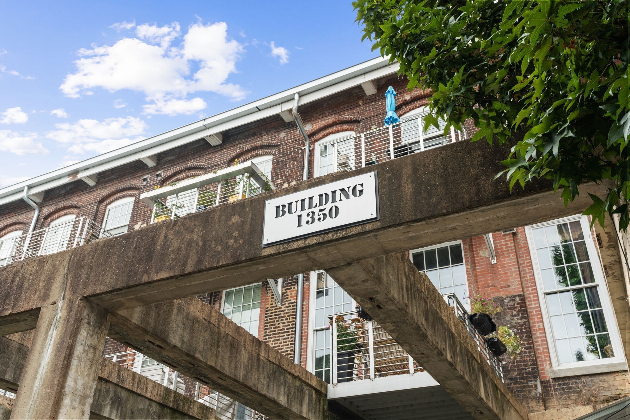 1350 Rosa L Parks Boulevard, Unit 347 Nashville, TN 37208 - Photo 15 of 27 a view of a building