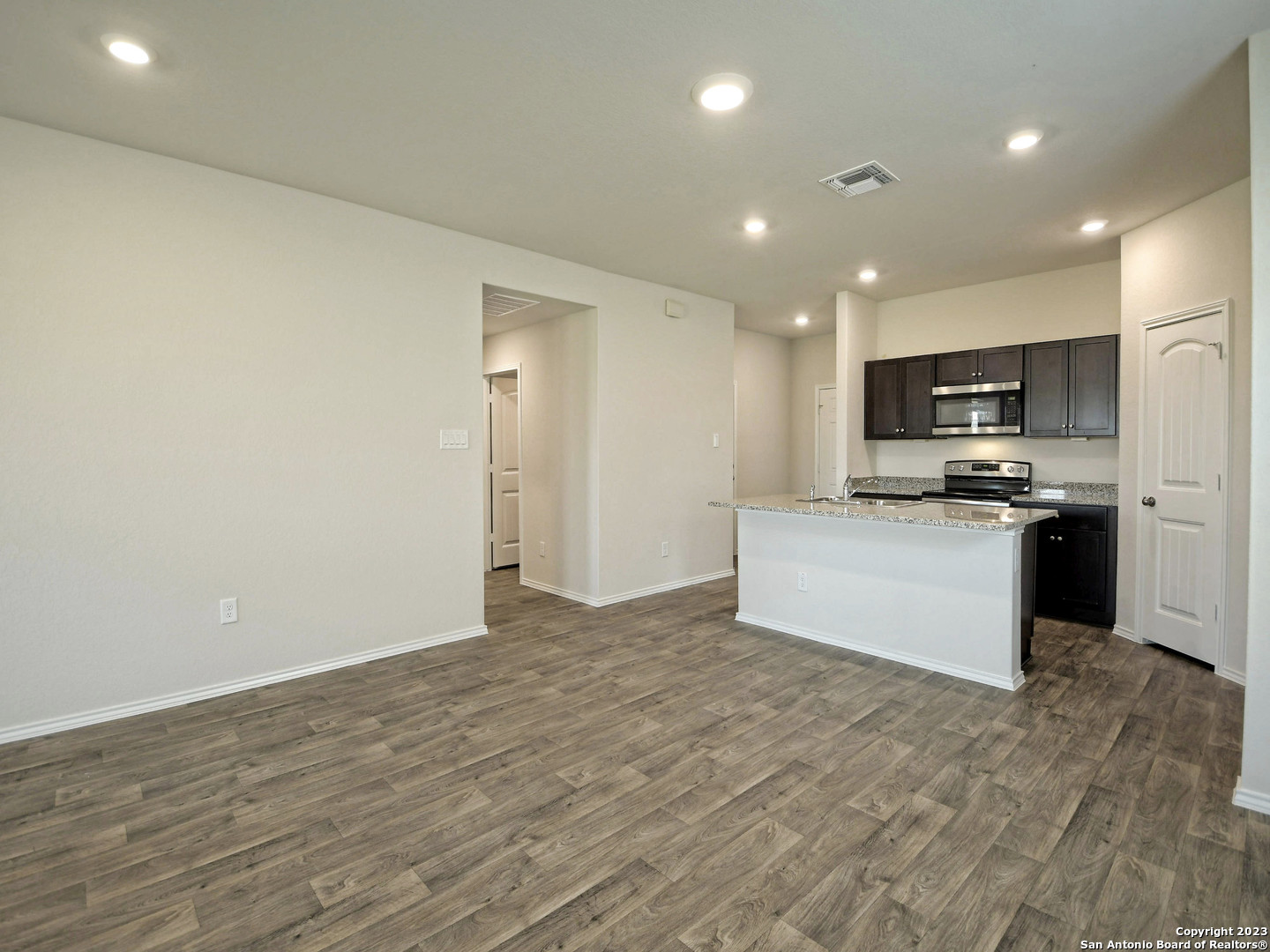 771 Monarch Seguin, TX 78155 - Photo 13 of 49