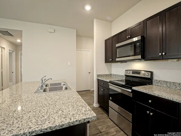 $1,890 | 771 Monarch, Seguin, TX 78155