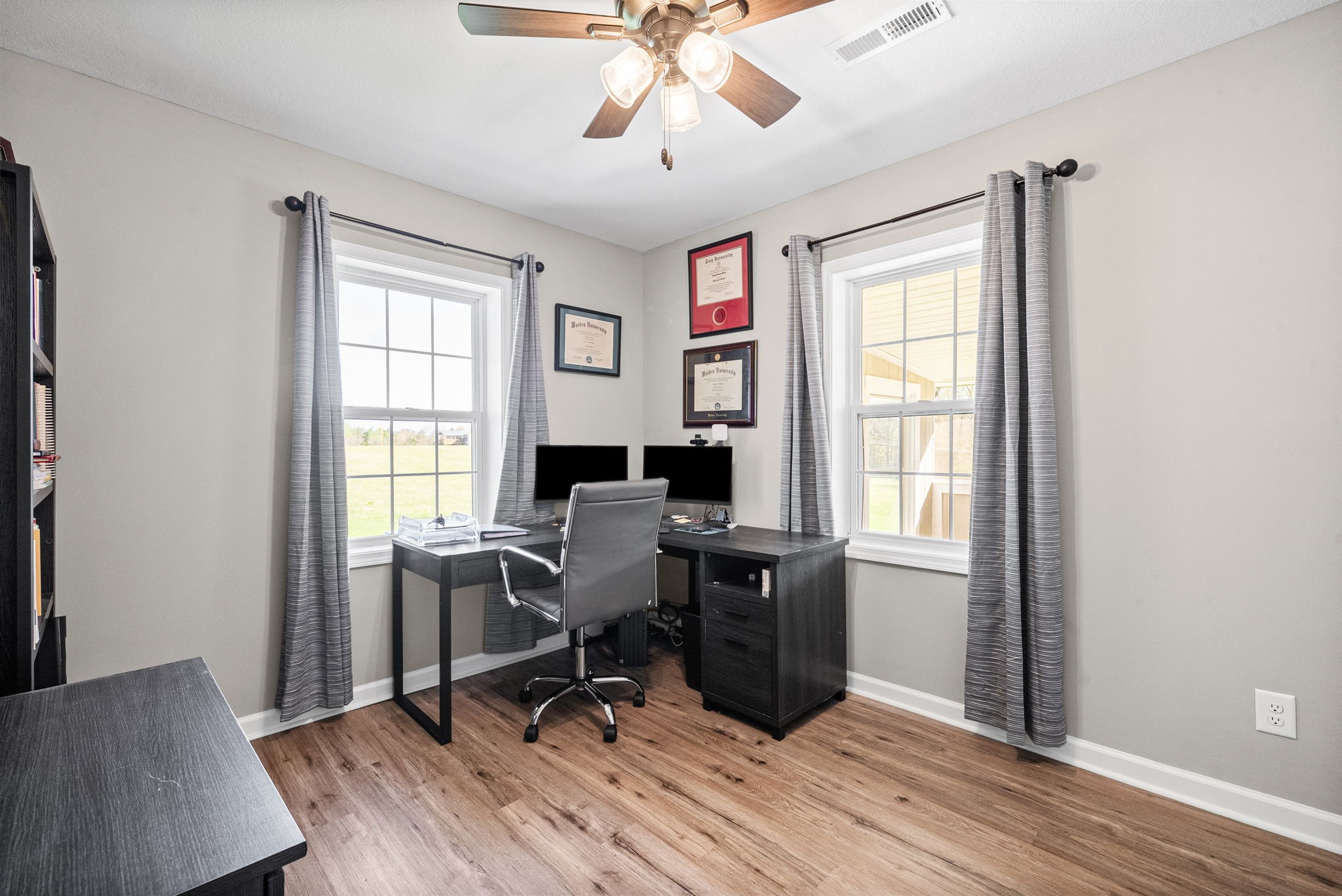 138 Walker Ridge Road Big Rock, TN 37023 - Photo 22 of 37 a workspace with wooden floor and a window